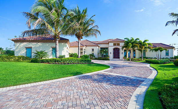 Best Driveway Pavers Cost  in USA